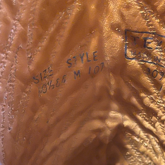 TEXAS| Vintage Leather Men’s Cowboy boots EUC SZ 10.5 Brown Leather, Made In USA - Picture 13 of 16